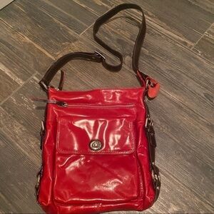 Nino Bossi red patent leather crossbody 10x11x2